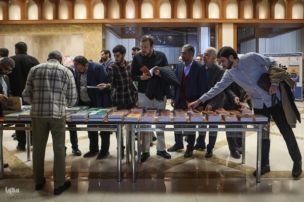 علامه جعفری، فیلسوف گفتگو در میدان علم، دین و فلسفه علامه جعفری، فیلسوف گفتگو در میدان علم، دین و فلسفه