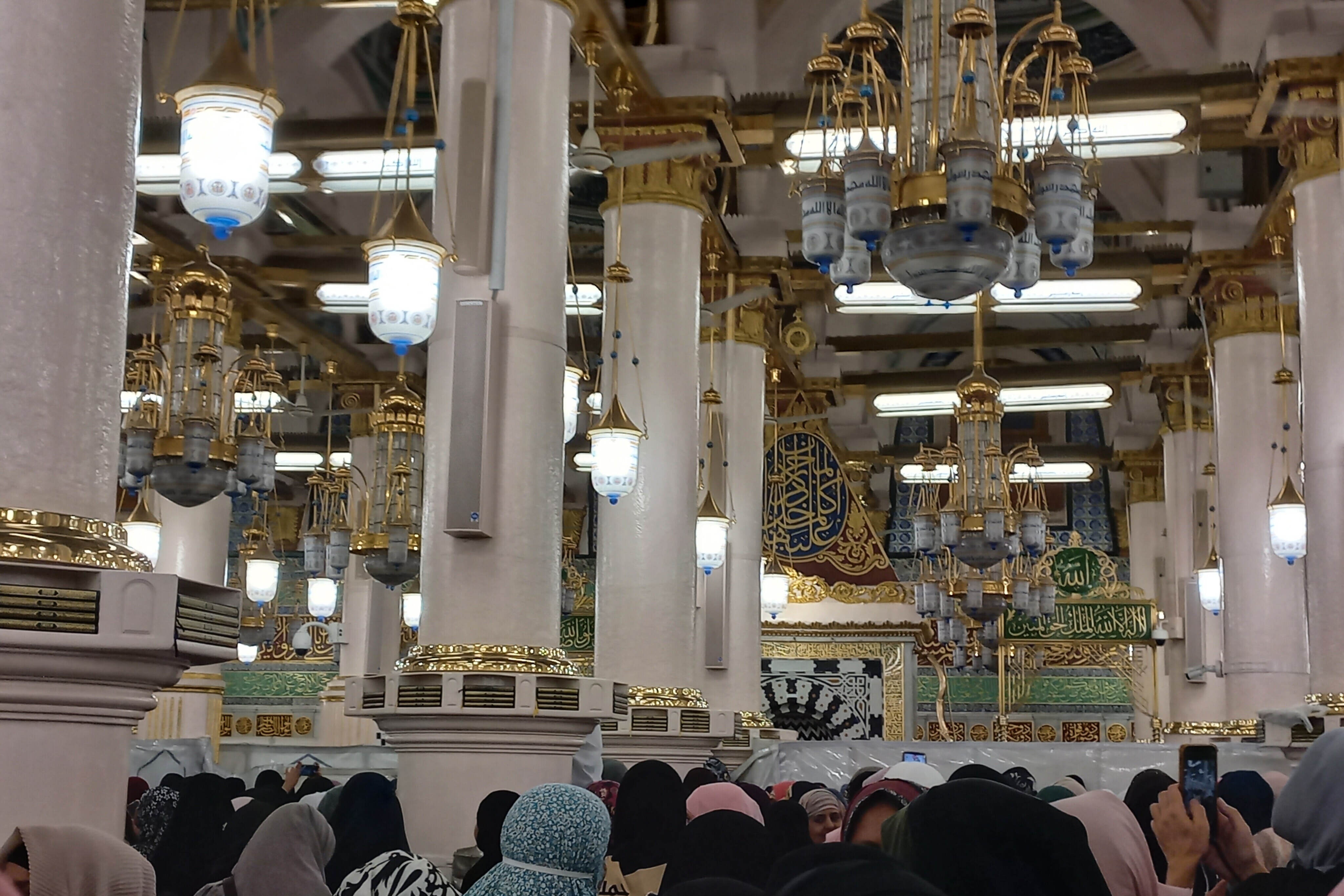 سفر عمره؛ آغاز یک تحول درونی برای دانشجویان + فیلم