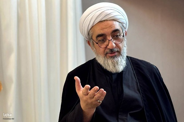 حضرت فاطمه زهرا (س)؛ الگویی که هیچگاه کهنه نمیشود حضرت فاطمه زهرا (س)؛ الگویی که هیچگاه کهنه نمیشود