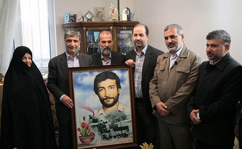 مادر شهید قرآنی «مهدی رجب‌بیگی» به فرزند شهیدش پیوست