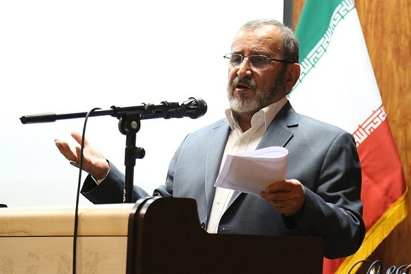 هیچ مسیری جز عدالت، انقلاب را به مقصد نمی‌رساند