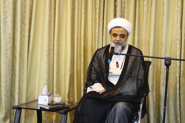 در حال تکمیل