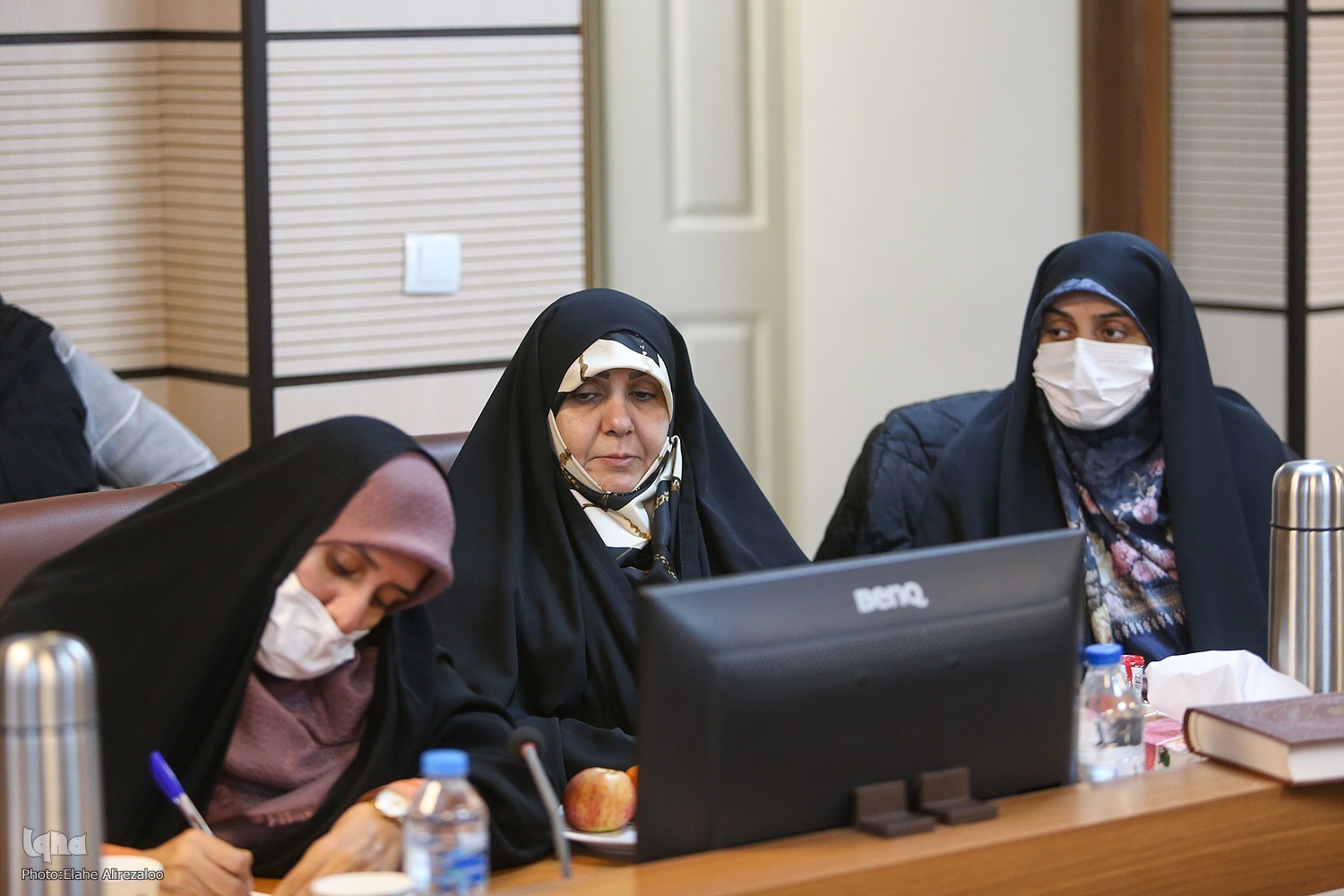 نشست هم‌اندیشی فعالیت‌های حفظ قرآن با حضور بانوان حافظ برگزار شد