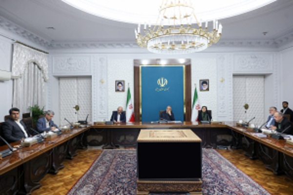 نشست بررسی گزارش اقدامات وزارت راه و شهرسازی در حوزه توسعه حمل و نقل عمومی نشست بررسی گزارش اقدامات وزارت راه و شهرسازی در حوزه توسعه حمل و نقل عمومی