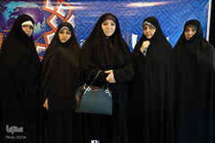 جمعی از بانوان قرآنی در غرفه ایکنا