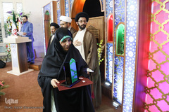 تقدیر از برگزیدگان در مراسم اختتامیه سی و نهمین مسابقات قرآن کریم سازمان اوقاف و امور خیریه