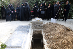 مراسم تدفین پیکر مرحوم استاد «محمد تقی مروت» در قطعه نام آوران بهشت زهرا