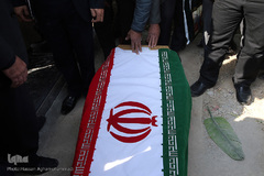 مراسم تدفین پیکر مرحوم استاد «محمد تقی مروت» در قطعه نام آوران بهشت زهرا