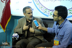 مرتضی غرقی کارشناس رسانه مهمانان ایکنا در دومین روز نمایشگاه مطبوعات
