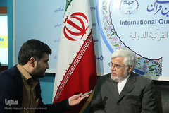 دکتر عارف مهمان ایکنا در روز پنجم نمایشگاه مطبوعات