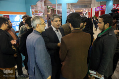 مناظره دانشجویی در غرفه ایکنا ـ نمایشگاه مطبوعات