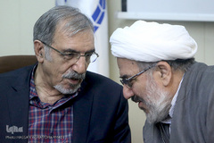 حجت‌الاسلام محمدعلی مهدوی‌راد و علی موسوی گرمارودی، شاعر