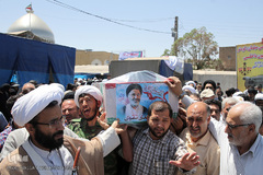 مراسم تشییع پیکر پاک مجاهد جانباز شهید حجت الاسلام سید «مهدی تقوی» از شهدای حادثه تروریستی مجلس در قم