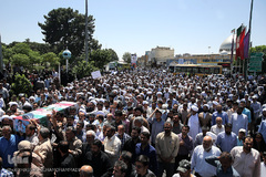 مراسم تشییع پیکر پاک مجاهد جانباز شهید حجت الاسلام سید «مهدی تقوی» از شهدای حادثه تروریستی مجلس در قم