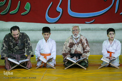 خواندن قرآن جمعی در پایان تمرینات 