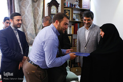 دیدار نمایندگان جامعه قرآنی با خانواده شهید «شهید احمد انصاری»
