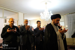 سوگ‌نشینی قاریان قرآن در سومین شب شهادت امام حسین(ع)