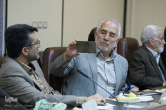 ظهر دلنشین «هادی فروزان»
