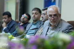 ظهر دلنشین «هادی فروزان»
