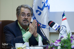 ظهر دلنشین «هادی فروزان»
