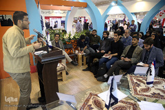 مناظره دانشجویی در غرفه ایکنا