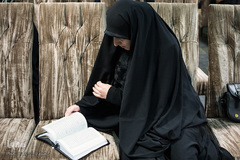 رقابت ۷ هزار بانو در مسابقات دارالقرآن امام علی(ع)
