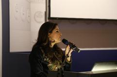 خوانش اشعار شاعر هراتی، خانم سونیا احمدی متخلص به صنم عنبرین 