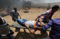 تظاهرات فلسطینیان معترض به انتقال سفارت آمریکا به بیت المقدس در نوار غزه