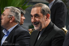 علی اکبر ولایتی در آيين گشايش دانشگاه هنرهای اسلامی-ايرانی استاد فرشچيان