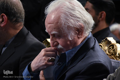 محمود فرشچیان در آيين گشايش دانشگاه هنرهای اسلامی-ايرانی استاد فرشچيان