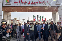 بازدید وزیر کشور از پایانه مرزی چذابه