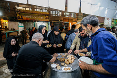 خدمت رسانی موکب جوادالائمه (ع) به زوار اربعین