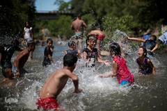 خطر در کمین کودکان / کاروان مهاجر به سمت مرز ایالات متحده-مکزیک