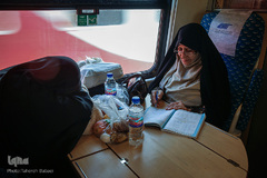 ورود بانوان قرآن پژوه به مشهد مقدس