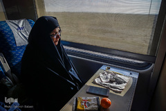 ورود بانوان قرآن پژوه به مشهد مقدس