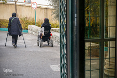 پس از پایان کلاس‌، توانیابان به سمت خانه می‌روند.