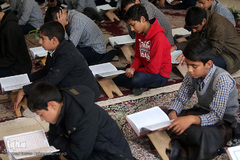 کاروان قرآنی انقلاب در شهرستان دارالصابرین بم