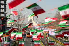 شهر به استقبال سالروز انقلاب
