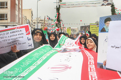 به وقت چهل سالگی؛ تهران، خیابان انقلاب