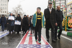 به وقت چهل سالگی؛ تهران، خیابان انقلاب