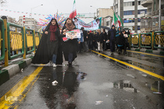 به وقت چهل سالگی؛ تهران، خیابان انقلاب