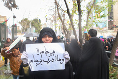 به وقت چهل سالگی؛ تهران، خیابان انقلاب