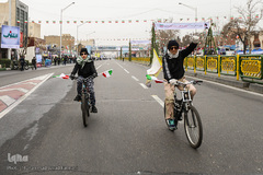 شکوه چهل سالگی/ تهران خیابان آزادی