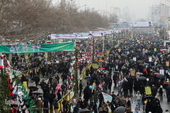 شکوه چهل سالگی/ تهران خیابان آزادی