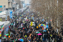 شکوه چهل سالگی/ تهران خیابان آزادی