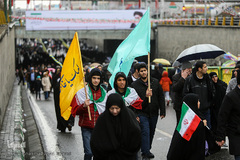 شکوه چهل سالگی/ تهران خیابان آزادی