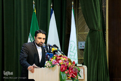 صالح اسکندری، رئیس مرکز نشر علمی و رسانه دانشگاه آزاد اسلامی در همایش چلچراغ انقلاب اسلامی