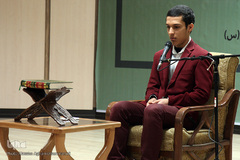 بخش رقابت‌های حفظ قرآن برادران سیزدهمین جشنواره قرآنی مدهامتان در حرم امام خمینی(ره)