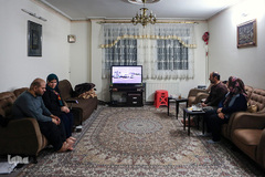 خانواده احمد پارسا مشکلات زیادی را برای پیشرفت و تحصیل متحمل شده‌اند، اما کمک زیادی از سوی سازمان‌های مربوطه ندیده‌اند.