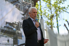 اسبقیان، فرماندهی مرکز مقاومت بسیج تهران در مراسم گلریزان جامعه ورزش برای کمک به مردم سیل‌زده